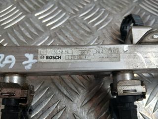 bontott OPEL ASTRA J Porlasztó Sor / Híd