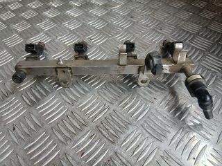 bontott OPEL ASTRA J Porlasztó Sor / Híd