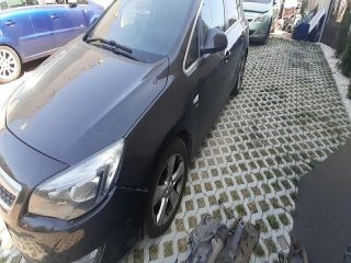 bontott OPEL ASTRA J ABS Kocka