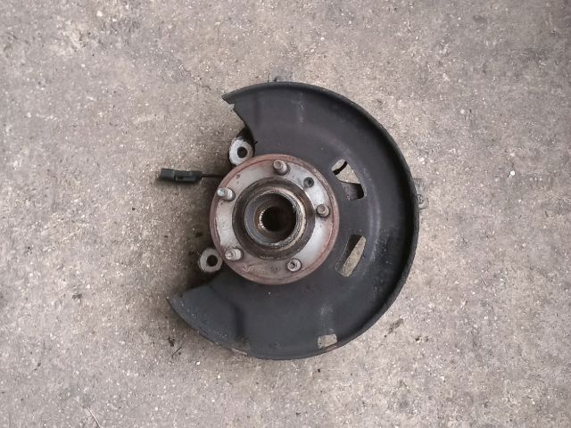 bontott OPEL ASTRA J Bal első Csonkállvány Kerékaggyal