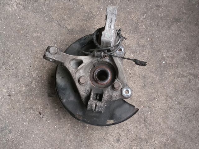 bontott OPEL ASTRA J Bal első Csonkállvány Kerékaggyal