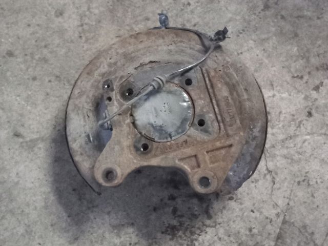 bontott OPEL ASTRA J Bal hátsó Kerékagy