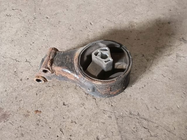 bontott OPEL ASTRA J Billenésgátló Bak