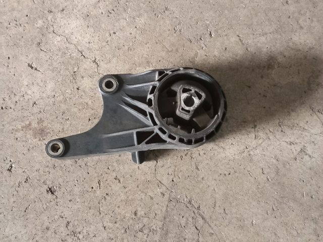 bontott OPEL ASTRA J Billenésgátló Bak