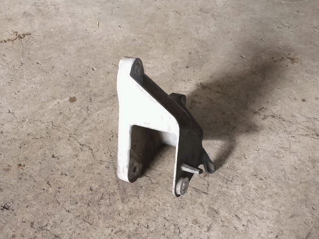 bontott OPEL ASTRA J Billenésgátló Bak