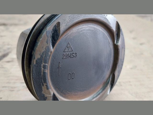 bontott OPEL ASTRA J Dugattyú és Hajtókar