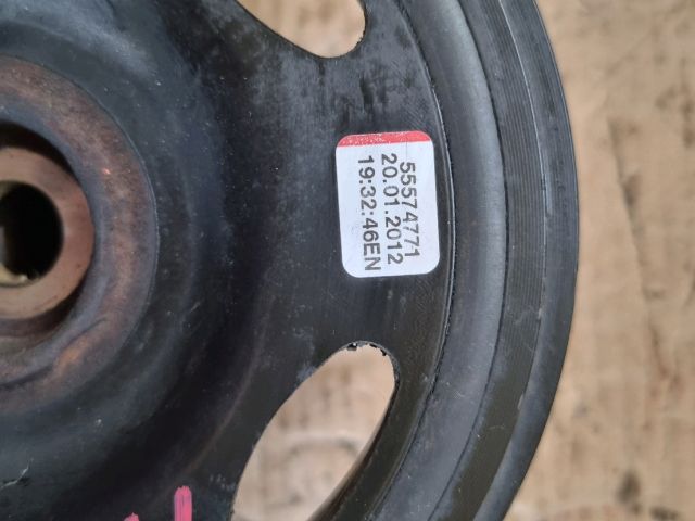 bontott OPEL ASTRA J Főtengely Szíjtárcsa