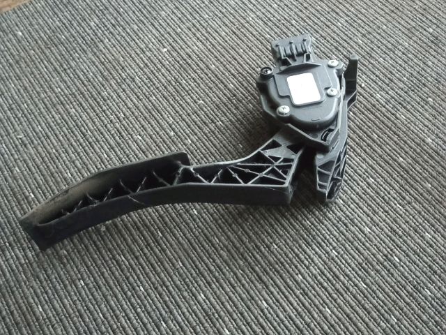 bontott OPEL ASTRA J Gázpedál (Elektromos)