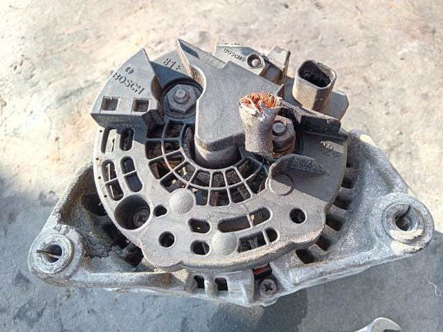 bontott OPEL ASTRA J Generátor