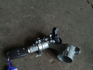 bontott OPEL ASTRA J Gyújtáskapcsoló Házzal