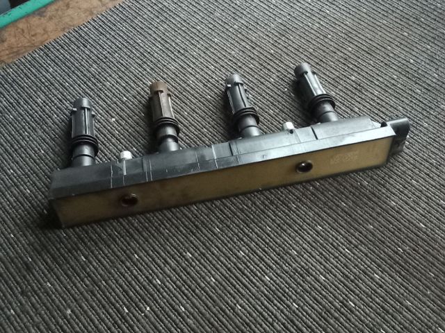 bontott OPEL ASTRA J Gyújtótrafó