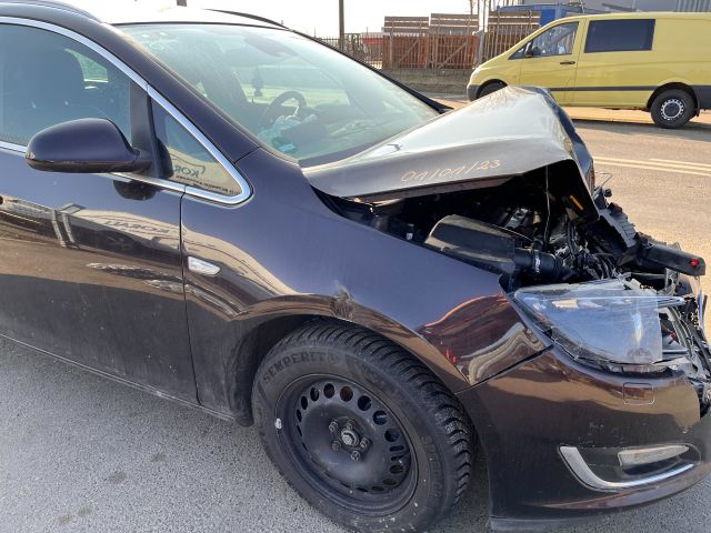 bontott OPEL ASTRA J Jobb első Féknyereg Munkahengerrel