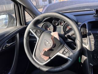 bontott OPEL ASTRA J Jobb első Gólyaláb (Lengécsillapító, Rugó)