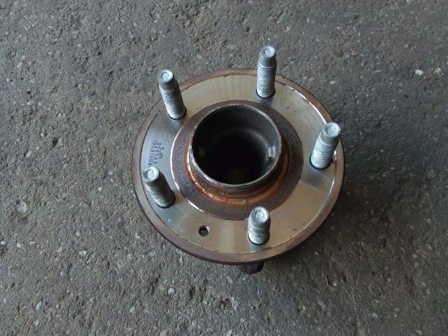 bontott OPEL ASTRA J Jobb hátsó Kerékagy