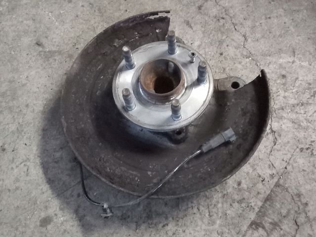 bontott OPEL ASTRA J Jobb hátsó Kerékagy