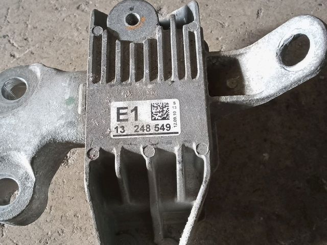 bontott OPEL ASTRA J Motor Tartó Bak Bal