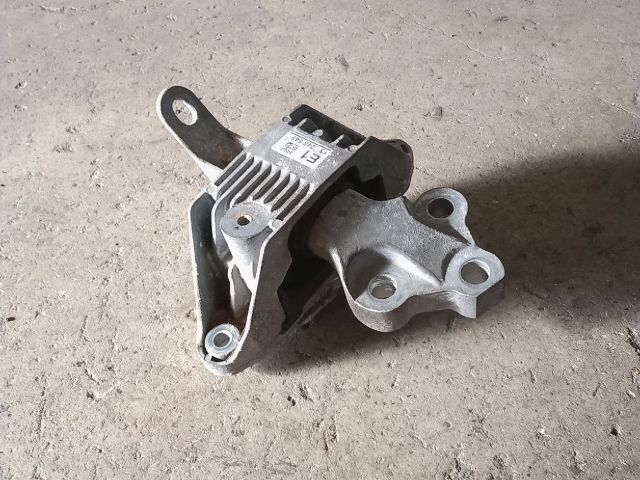 bontott OPEL ASTRA J Motor Tartó Bak Bal