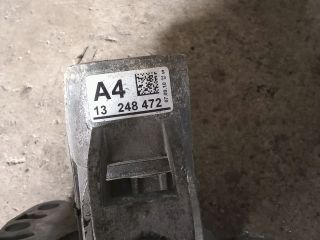 bontott OPEL ASTRA J Motor Tartó Bak Jobb