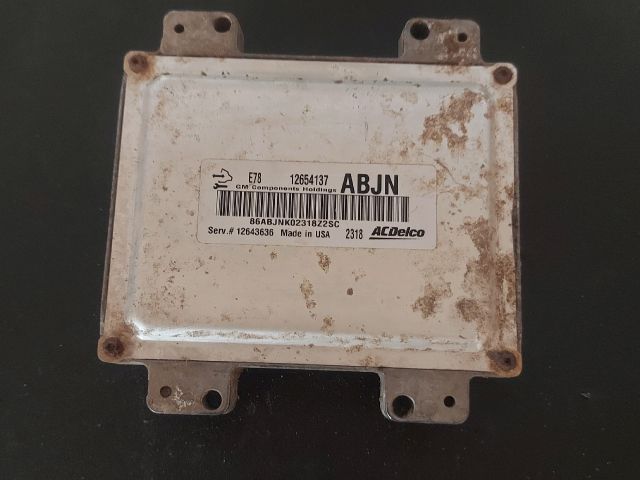 bontott OPEL ASTRA J Motorvezérlő