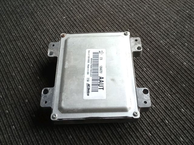 bontott OPEL ASTRA J Motorvezérlő