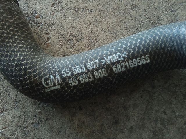 bontott OPEL ASTRA J Olajhűtő Vízcső (Bemenő)