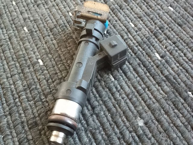 bontott OPEL ASTRA J Porlasztó (1 db)