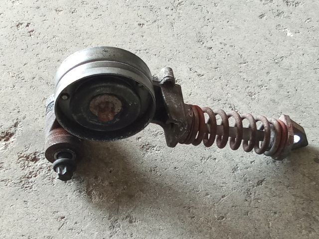 bontott OPEL ASTRA J Szíjfeszítő Görgő