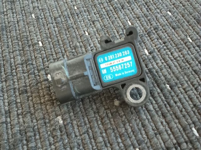 bontott OPEL ASTRA J Szívócső Nyomásérzékelő