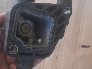 bontott OPEL ASTRA J Termosztátház