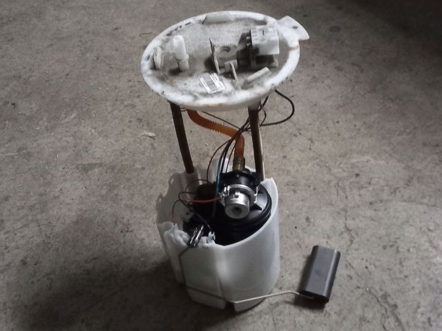 bontott OPEL ASTRA J Üzemanyag Szivattyú