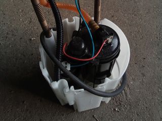 bontott OPEL ASTRA J Üzemanyag Szivattyú