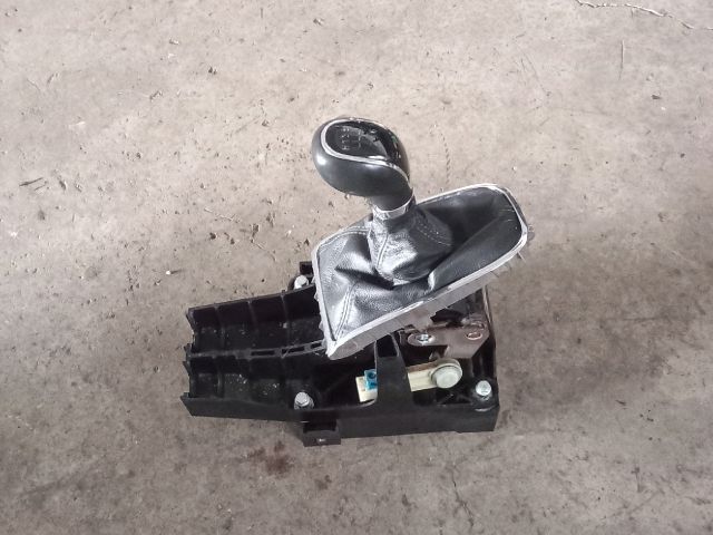 bontott OPEL ASTRA J Váltó Kulissza