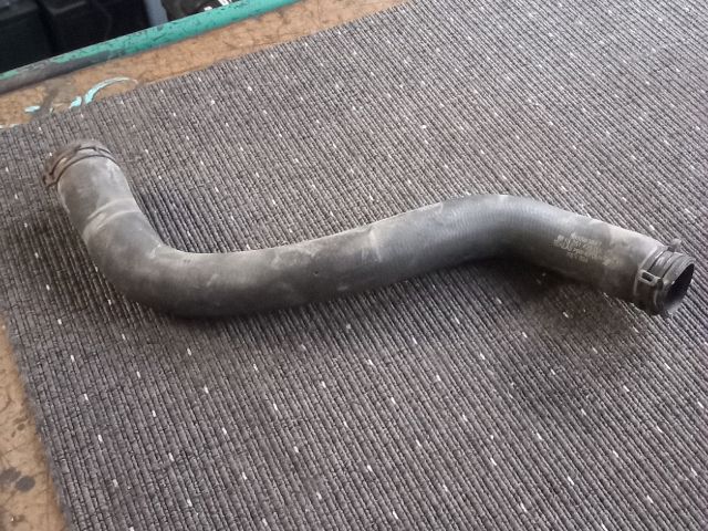 bontott OPEL ASTRA J Vízhűtő Cső Alsó