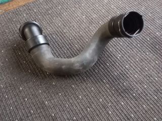 bontott OPEL ASTRA J Vízhűtő Cső Felső