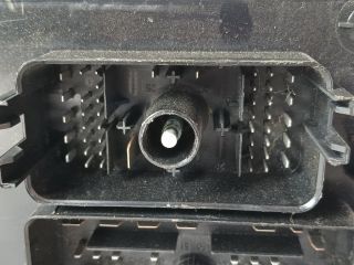 bontott OPEL ASTRA J Biztosítéktábla Motortér