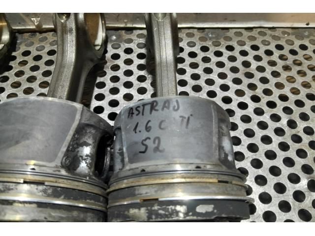 bontott OPEL ASTRA J Dugattyú