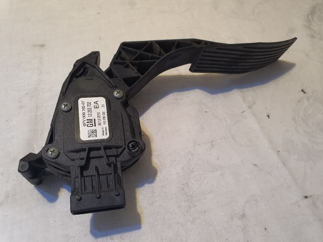 bontott OPEL ASTRA J Gázpedál (Elektromos)