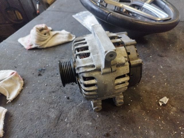 bontott OPEL ASTRA J Generátor