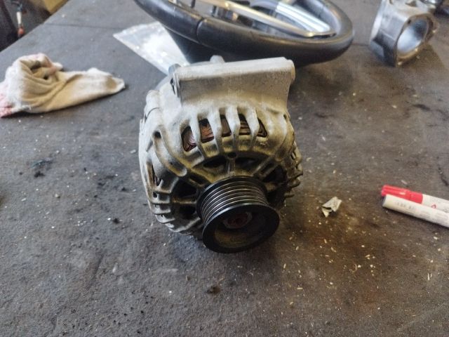 bontott OPEL ASTRA J Generátor