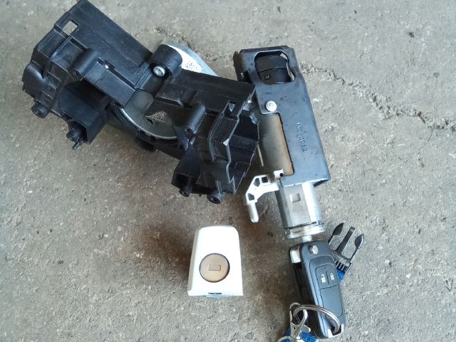 bontott OPEL ASTRA J Gyújtáskapcsoló