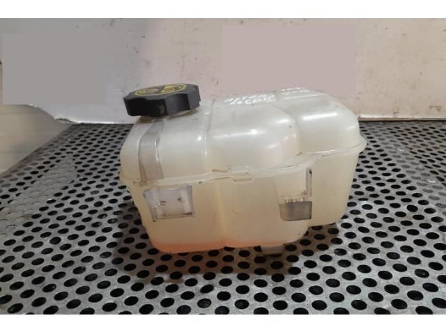 bontott OPEL ASTRA J Kiegyenlítő Tartály