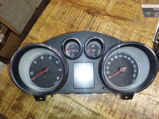 bontott OPEL ASTRA J Kilométeróra