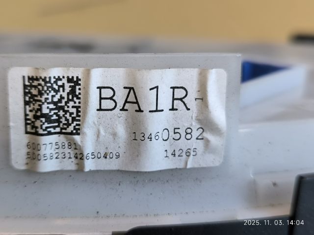 bontott OPEL ASTRA J Kilométeróra