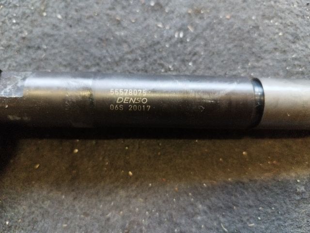 bontott OPEL ASTRA J Porlasztó (1 db)