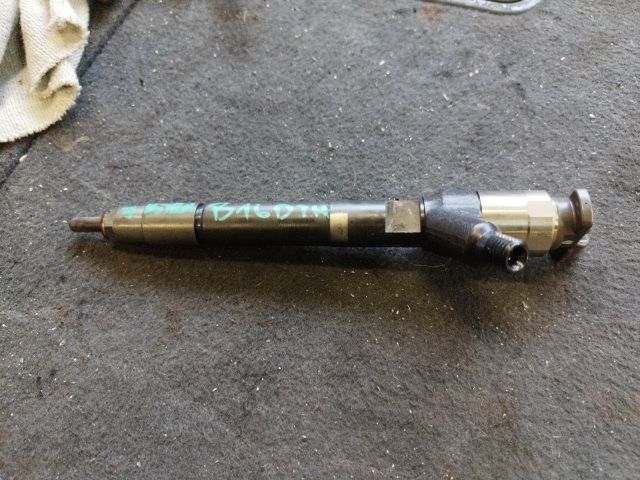 bontott OPEL ASTRA J Porlasztó (1 db)