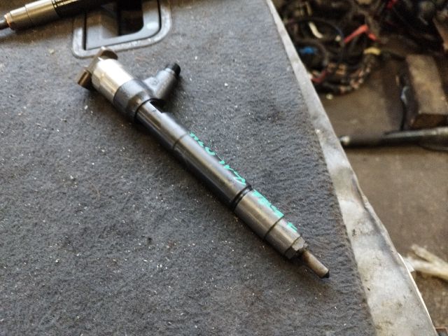 bontott OPEL ASTRA J Porlasztó (1 db)