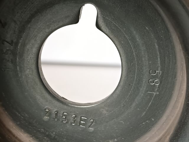 bontott OPEL ASTRA J Főtengely Szíjtárcsa