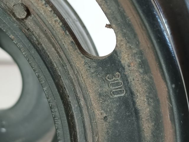 bontott OPEL ASTRA J Főtengely Szíjtárcsa