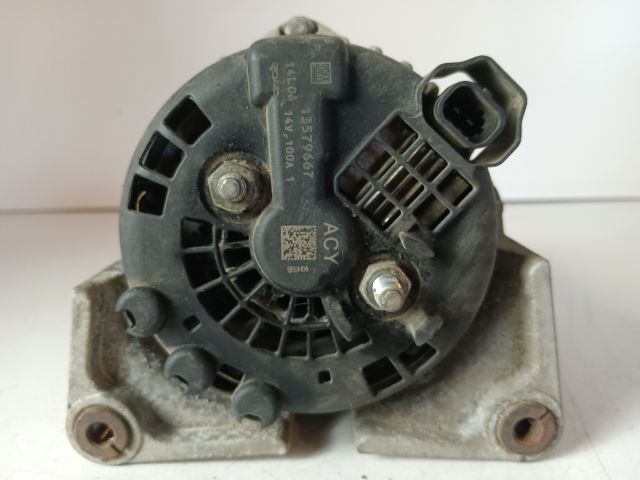 bontott OPEL ASTRA J Generátor