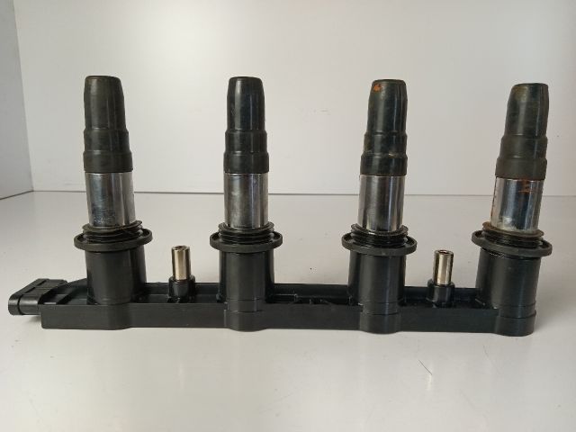 bontott OPEL ASTRA J Gyújtótrafó